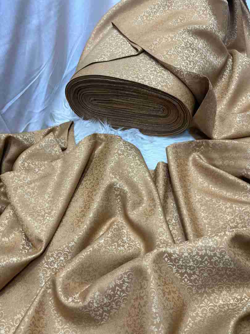 Quality Stock Damask Pattern Senator – Golden